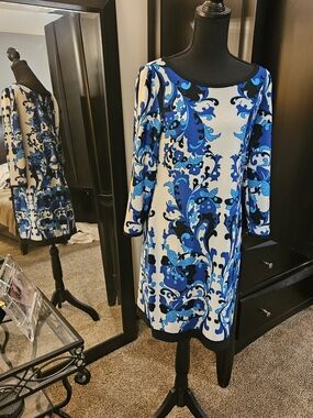 Muse Blue and White Floral-Print Long Sleeve Shift Dress